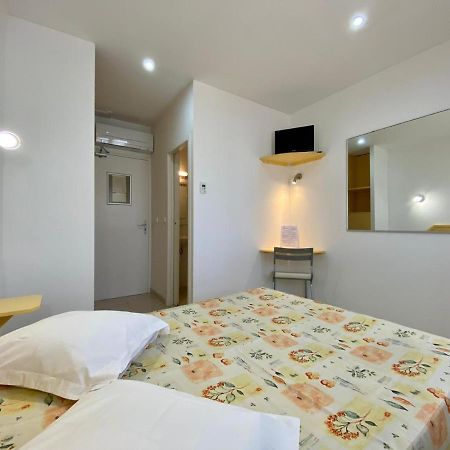 Hotel Myriam Vias Plage Buitenkant foto